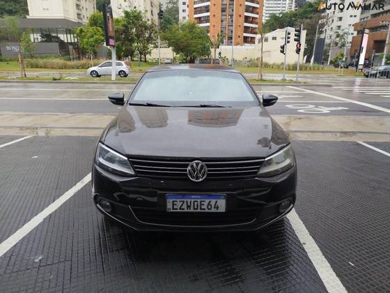 VOLKSWAGEN JETTA 2.0 TSI HIGHLINE 200CV GASOLINA 4P TIPTRONIC VOLKSWAGEN JETTA 2.0 TSI HIGHLINE 200CV GASOLINA 4P TIPTRONIC